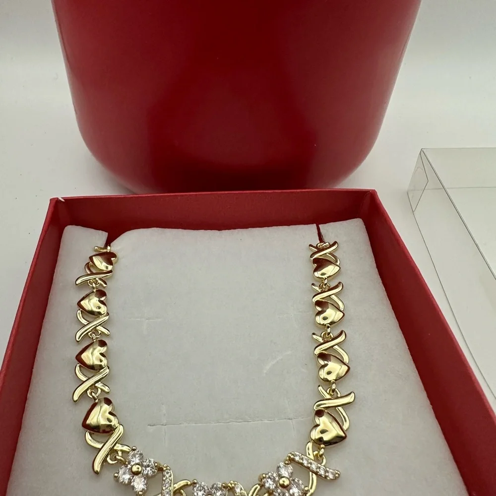 Hugs and Kisses Heart Gold Bracelet - Women Jewelry